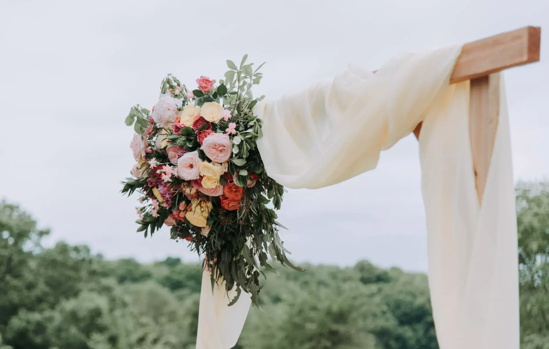 Wedding arch